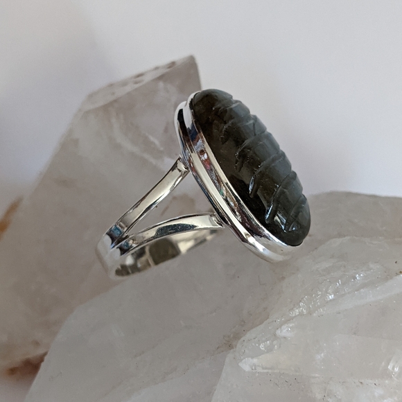Natural Blue Labradorite, 925 Silver Ring size 8.5 - Picture 6 of 11
